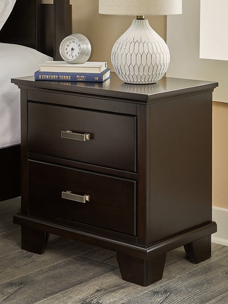 Covetown Twin Panel Bed with Mirrored Dresser, Chest and Nightstand